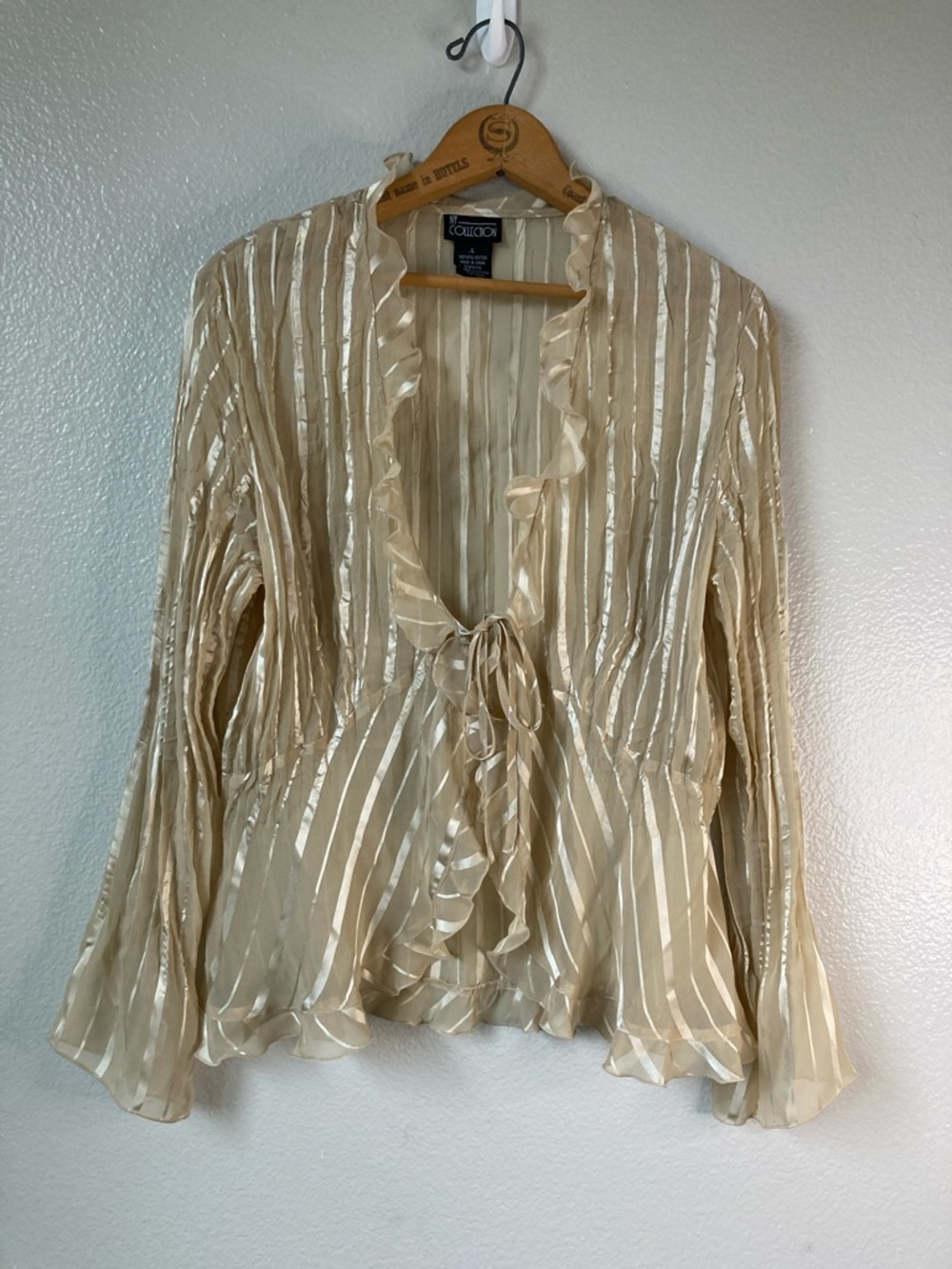 Vintage 90s Plisse Sheer Ruffle Champagne Gold Babydoll Romantic y2k Blouse L